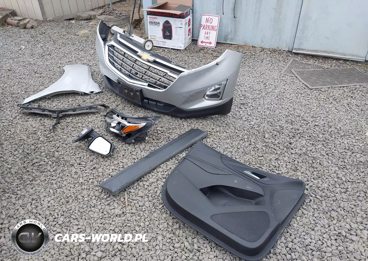 2018 Chevrolet Equinox Premier VIN:3GNAXVEV3JS588348 - 12