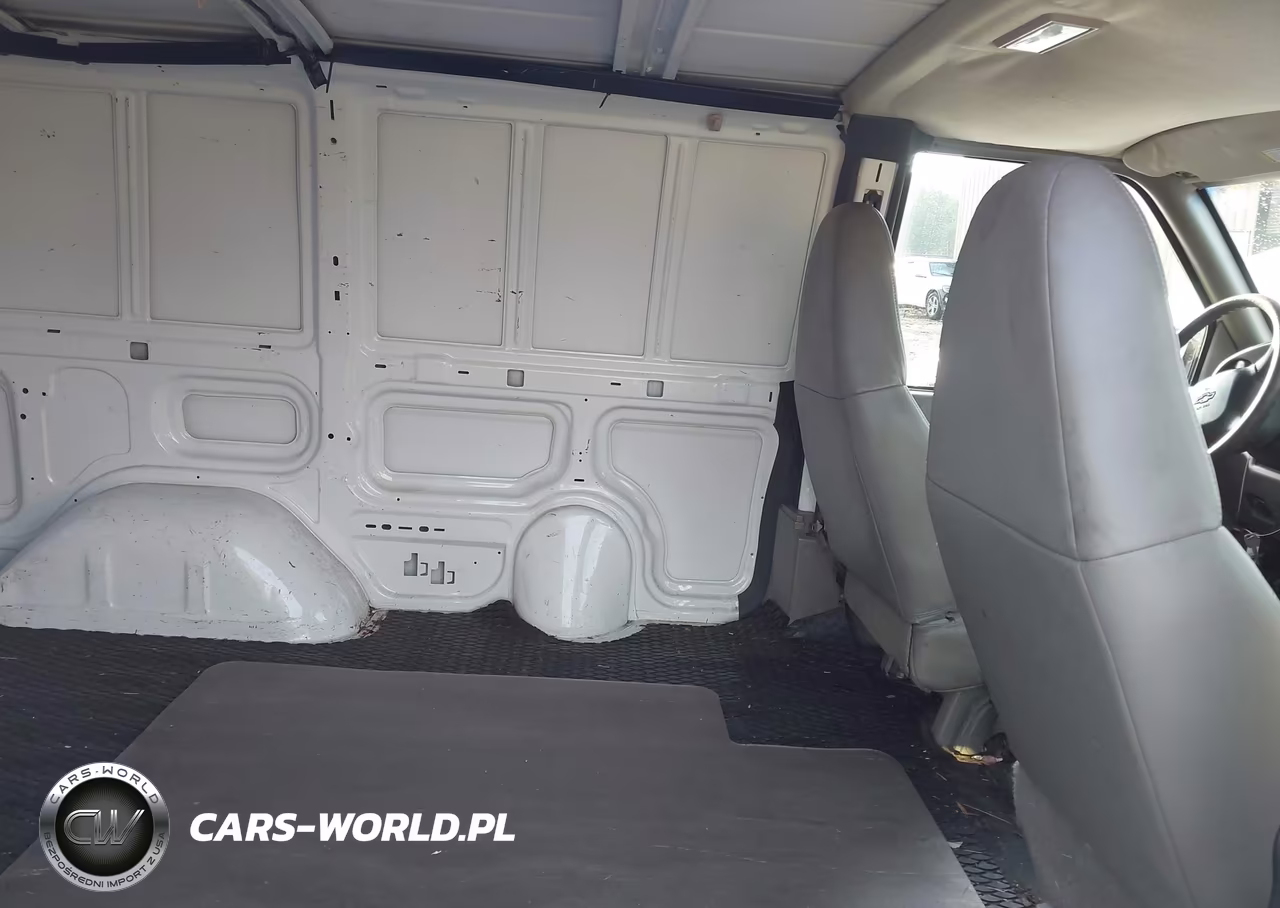 2002 Chevrolet Astro VIN:1GCDM19X12B110767 - 8