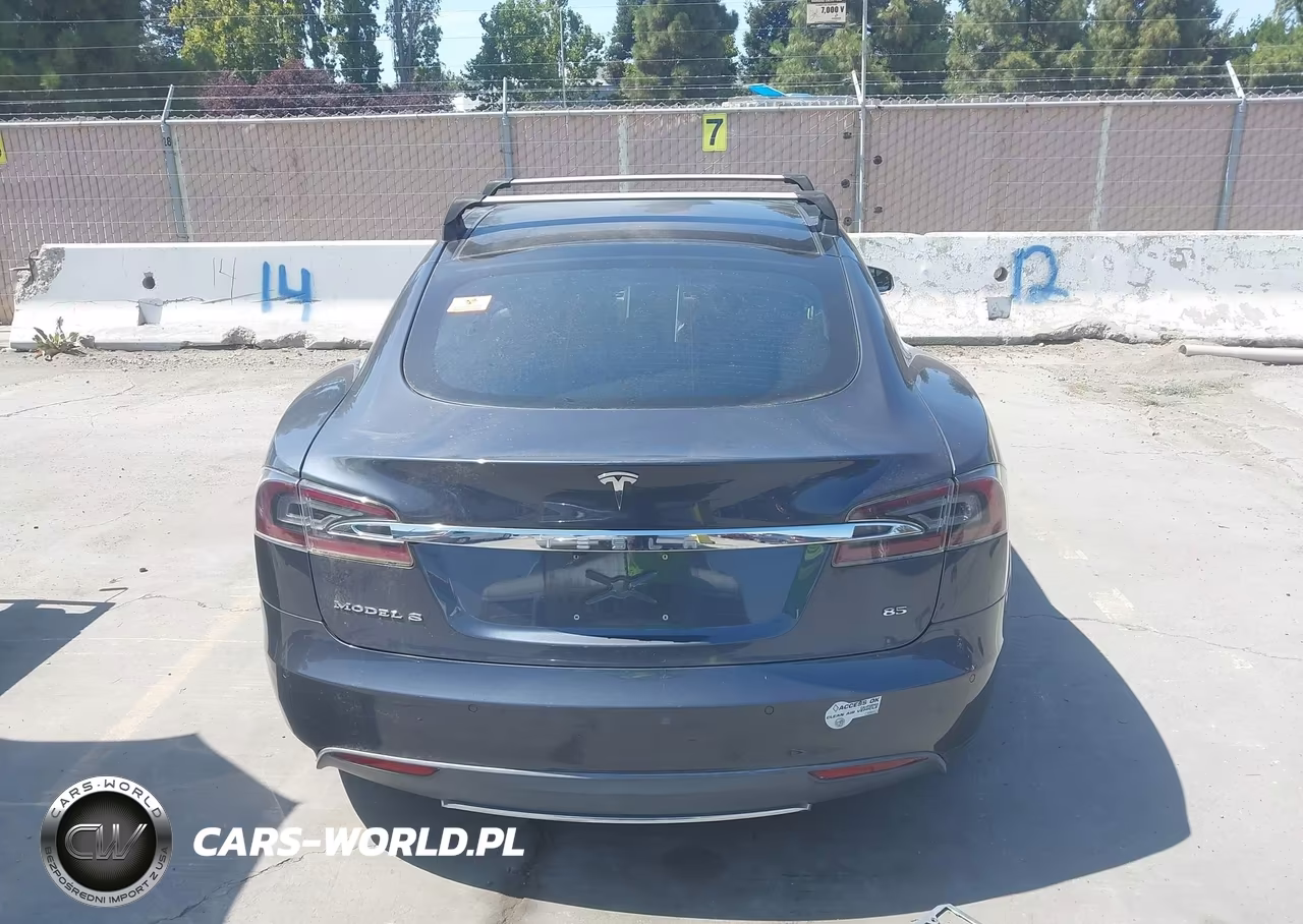 2014 Tesla Model S P85 VIN:5YJSA1H17EFP46950 - 16