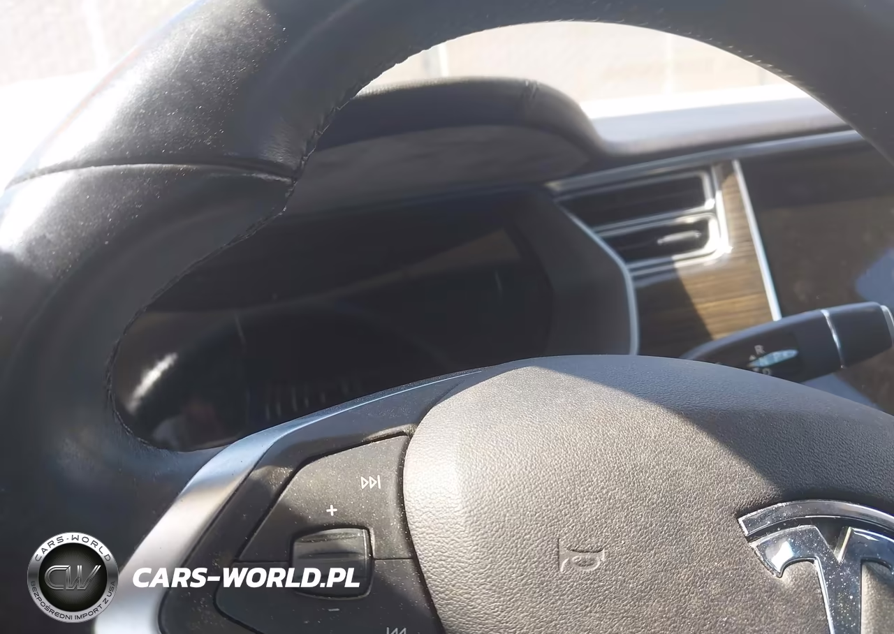 2014 Tesla Model S P85 VIN:5YJSA1H17EFP46950 - 17