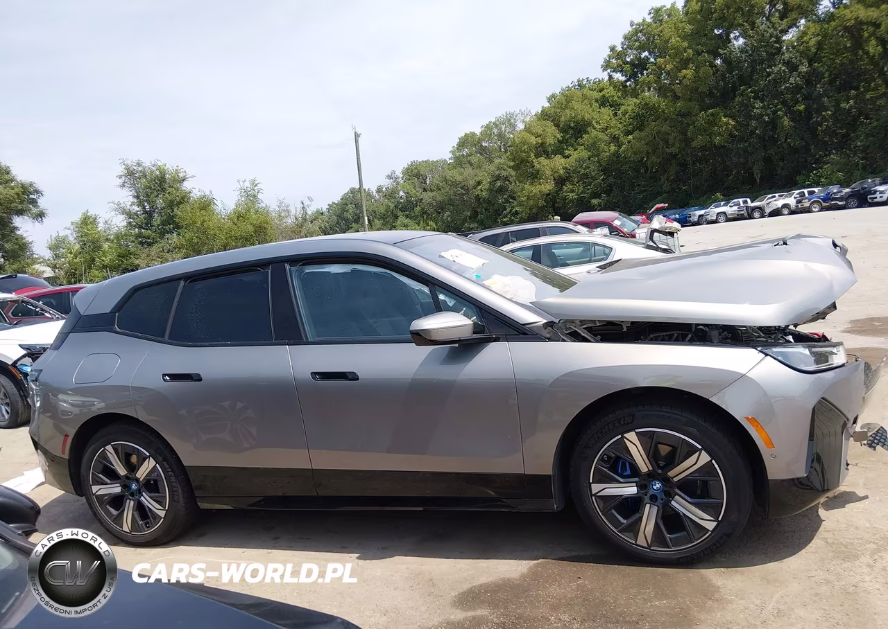 2024 BMW Ix xDrive50 VIN:WB523CF08RCR27084 - 14