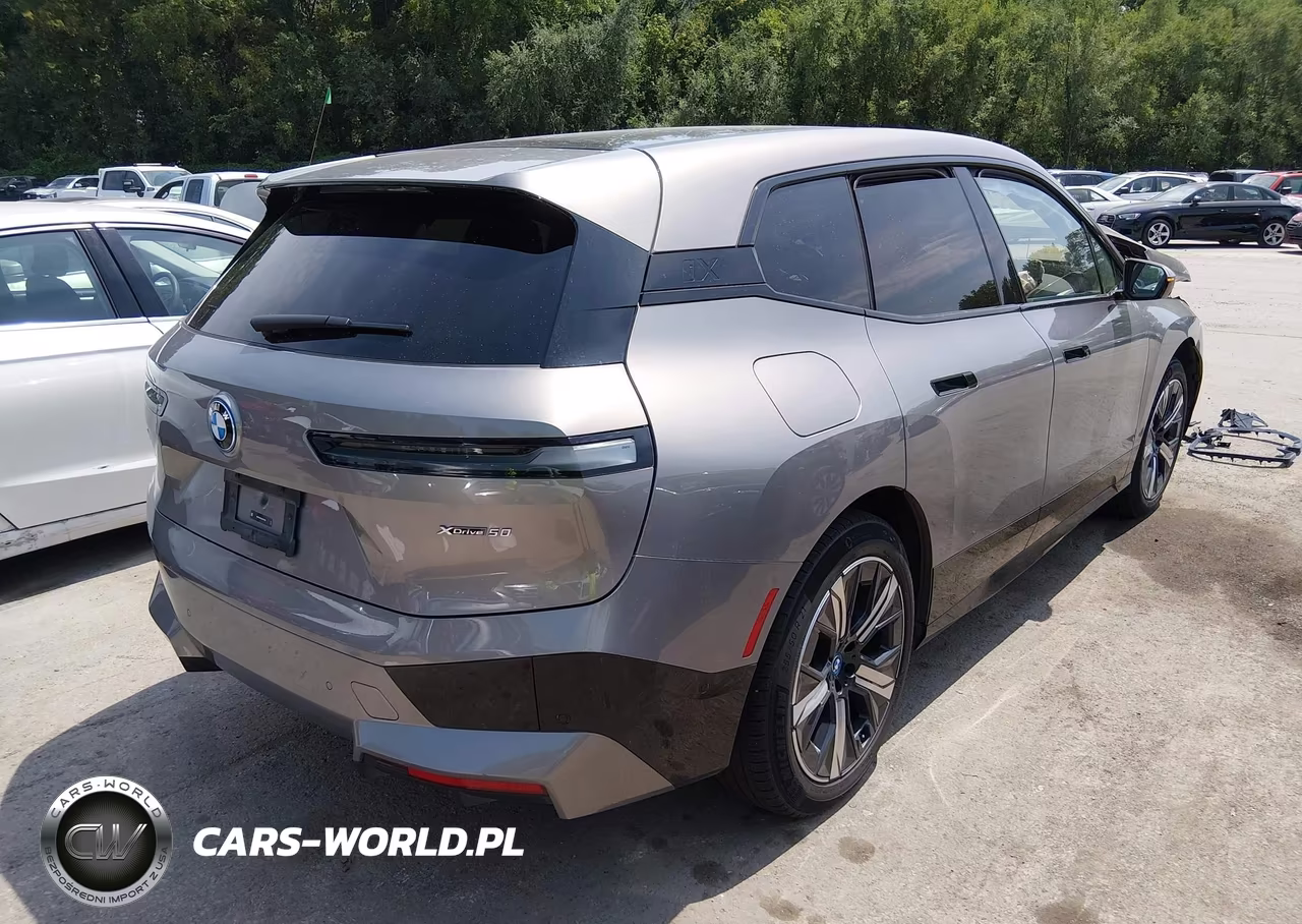 2024 BMW Ix xDrive50 VIN:WB523CF08RCR27084 - 4