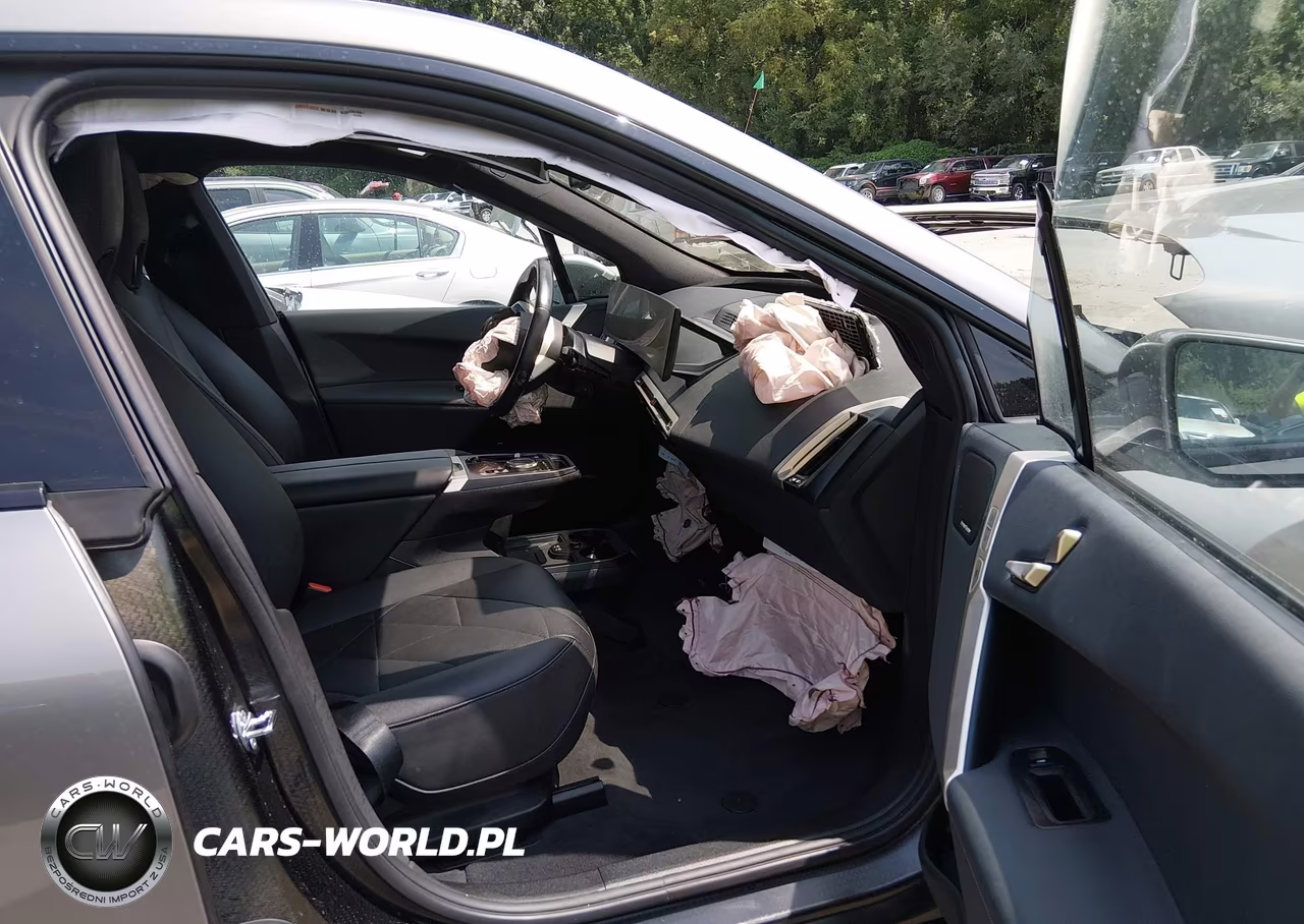 2024 BMW Ix xDrive50 VIN:WB523CF08RCR27084 - 5