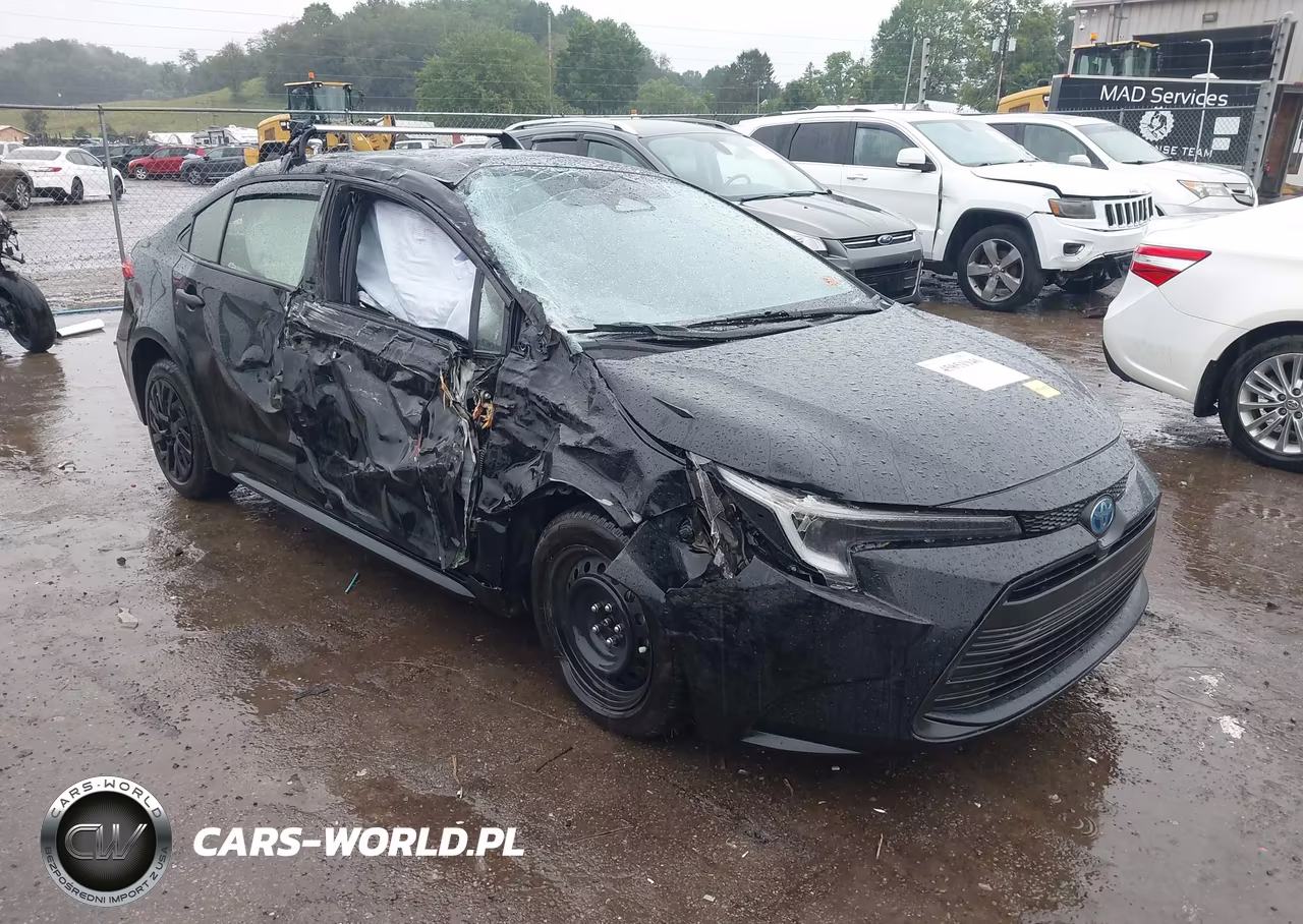 2025 Toyota Corolla Hybrid Le – zdjęcie 1 z 17