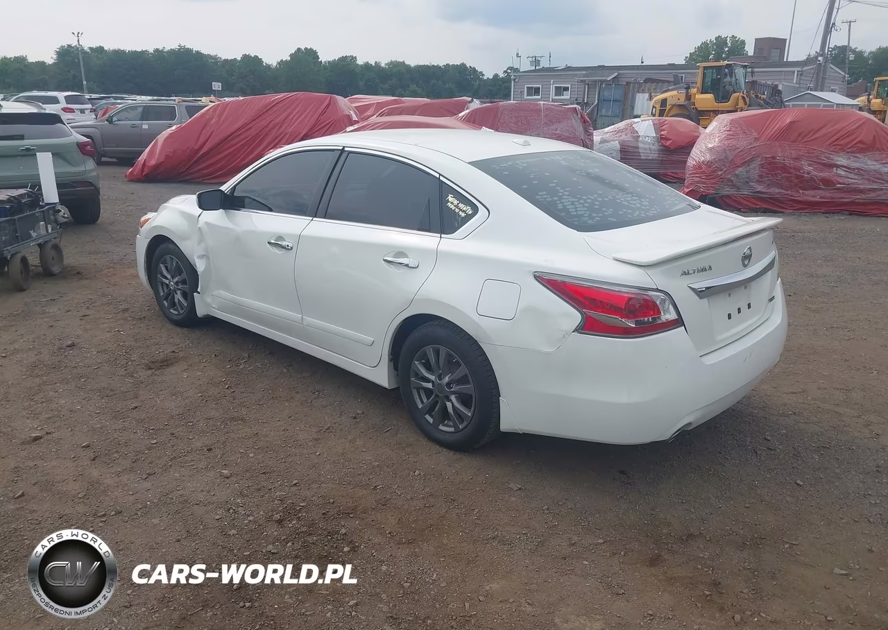 2015 Nissan Altima 2.5 S VIN:1N4AL3AP2FC457429 - 3