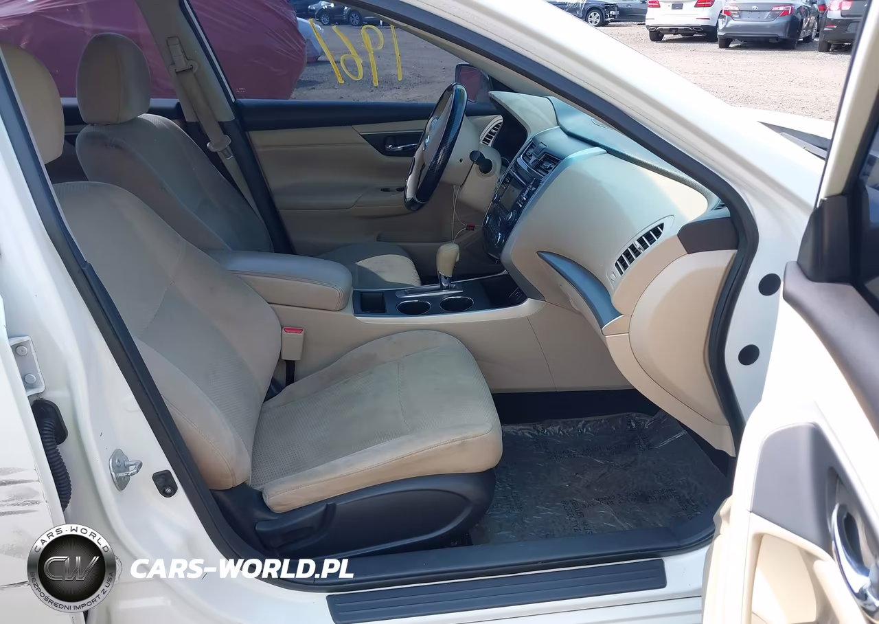 2015 Nissan Altima 2.5 S VIN:1N4AL3AP2FC457429 - 5