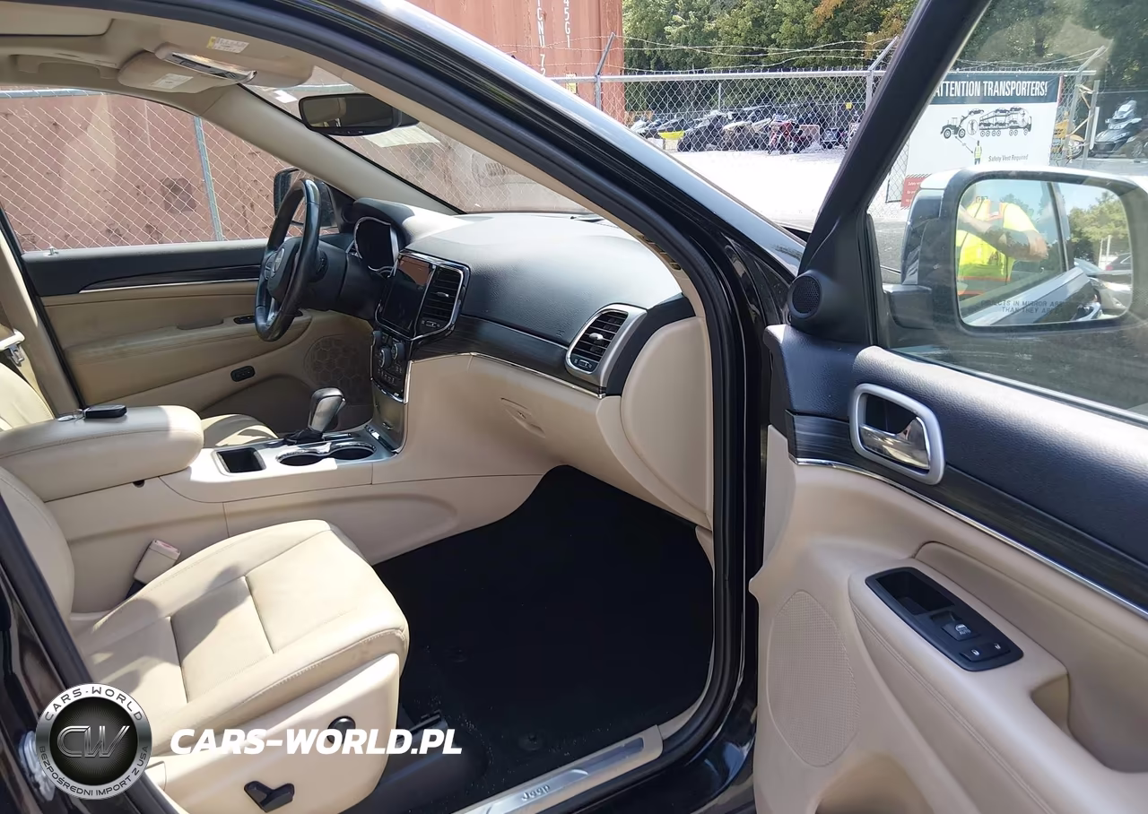 2019 Jeep Grand Cherokee Limited 4X2 VIN:1C4RJEBG3KC698164 - 5