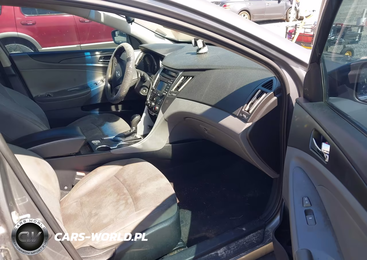 2014 Hyundai Sonata Gls VIN:5NPEB4AC1EH923890 - 5