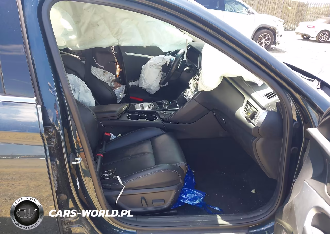 2022 Genesis G70 2.0T Rwd VIN:KMTG34TA8NU087732 - 5