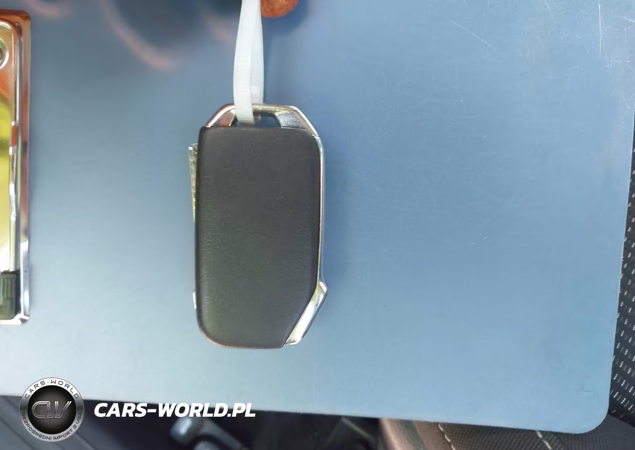 2019 Kia Forte Lxs VIN:3KPF24AD6KE115886 - 11