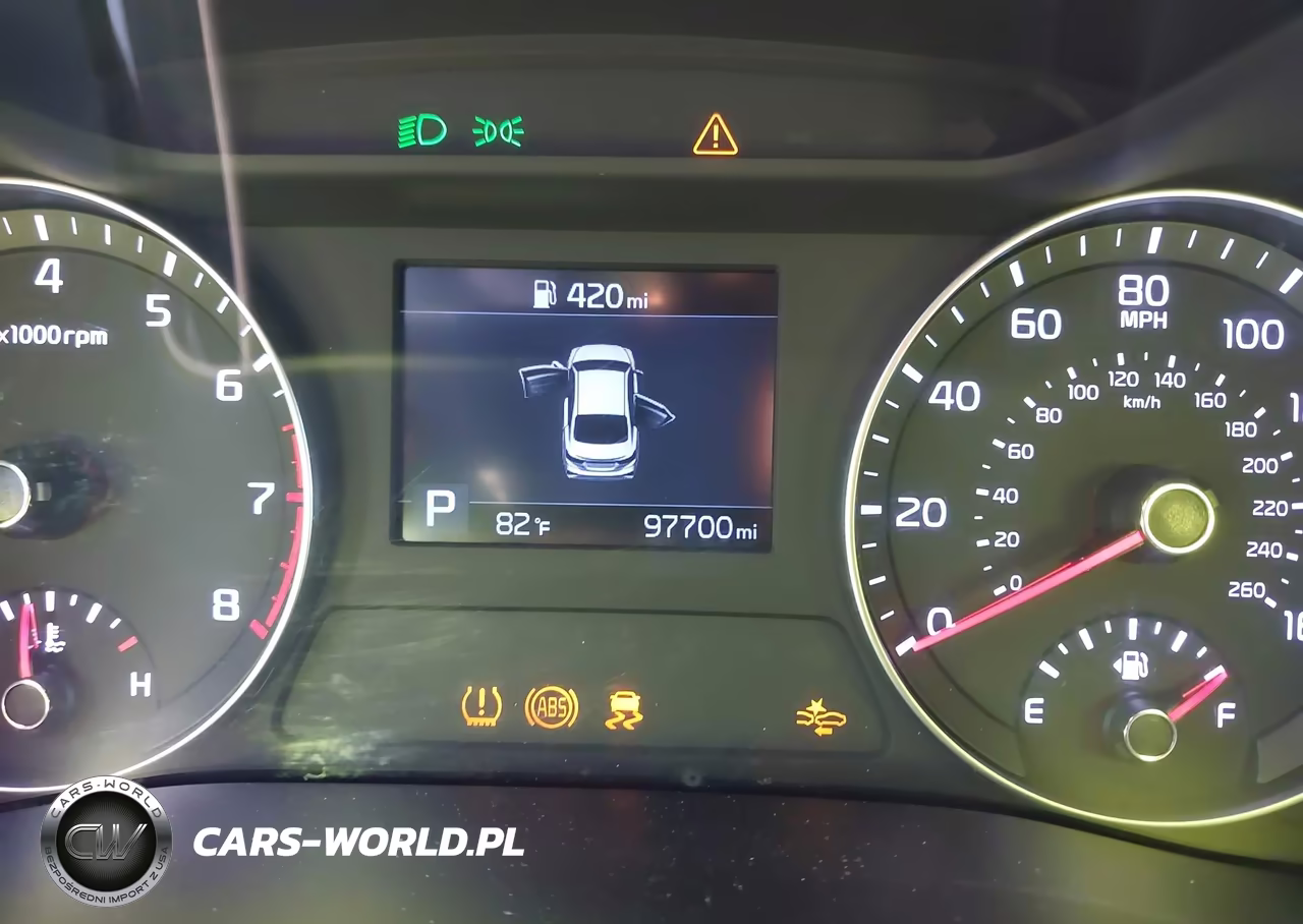 2019 Kia Forte Lxs VIN:3KPF24AD6KE115886 - 12