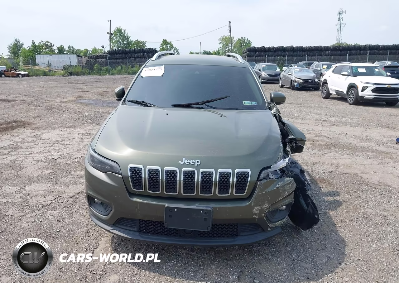 2021 Jeep Cherokee Latitude Plus 4X4 VIN:1C4PJMLB3MD160520 - 12