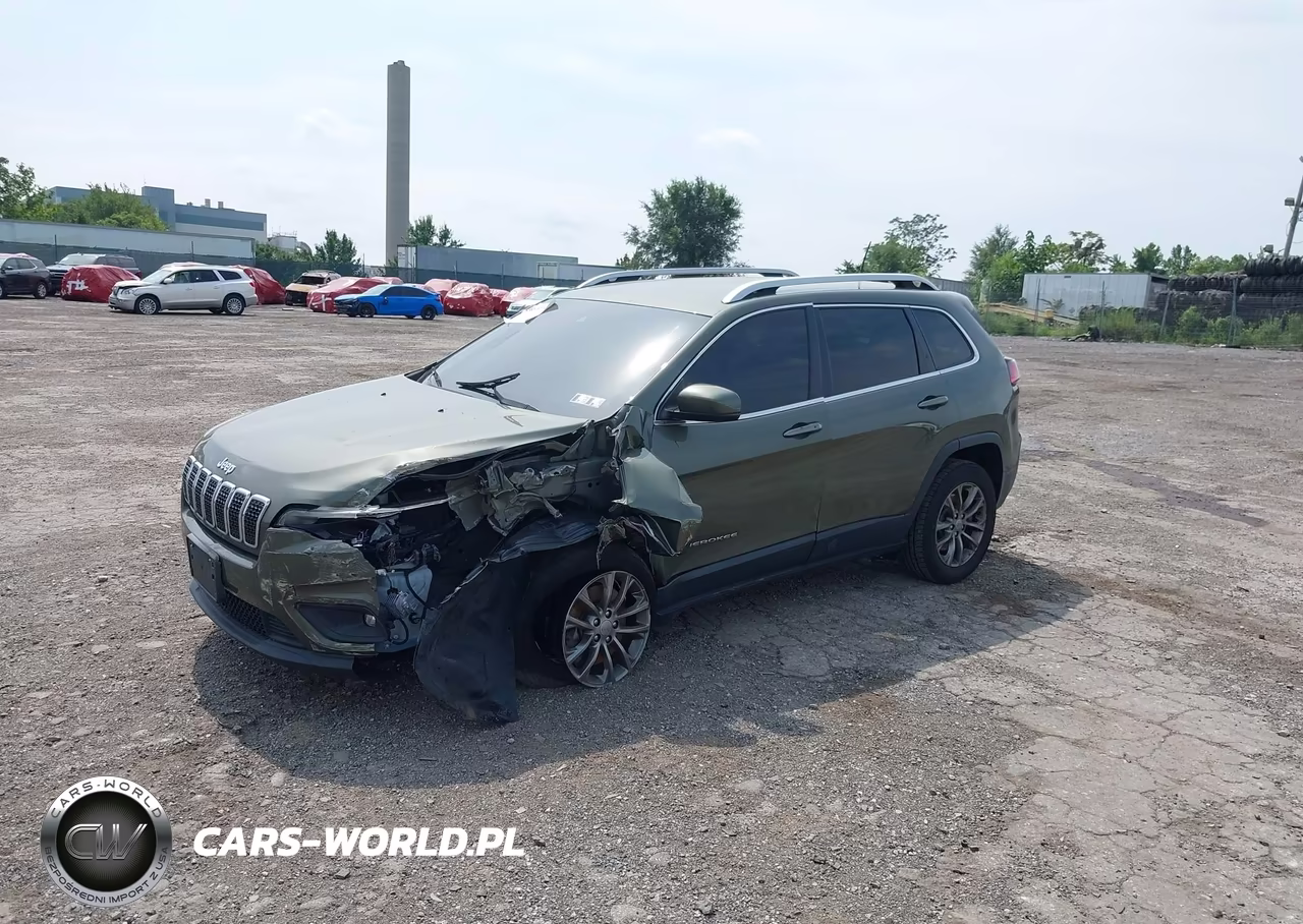 2021 Jeep Cherokee Latitude Plus 4X4 VIN:1C4PJMLB3MD160520 - 2