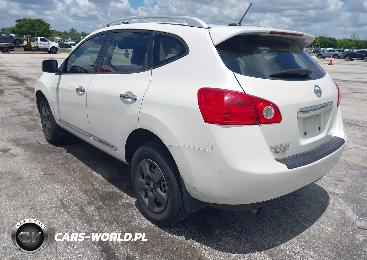 2014 Nissan Rogue Select S VIN:JN8AS5MT3EW618633 - 3