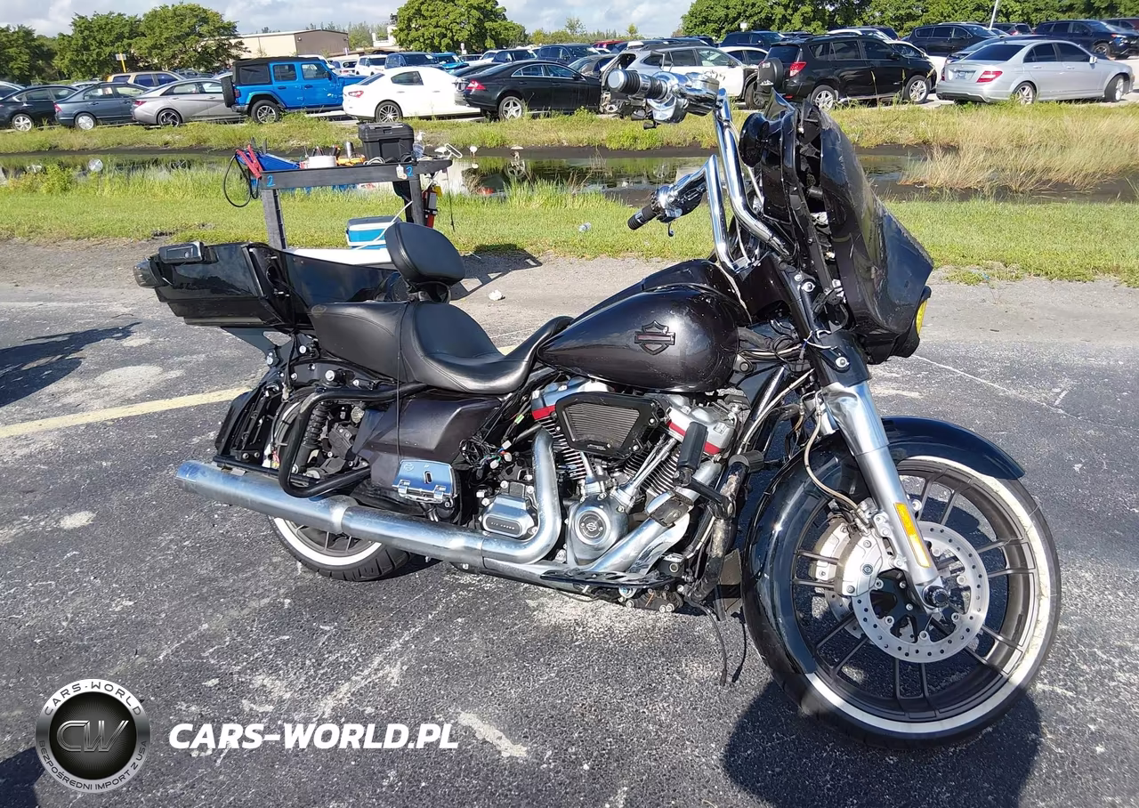 2020 Harley-Davidson Flhxse