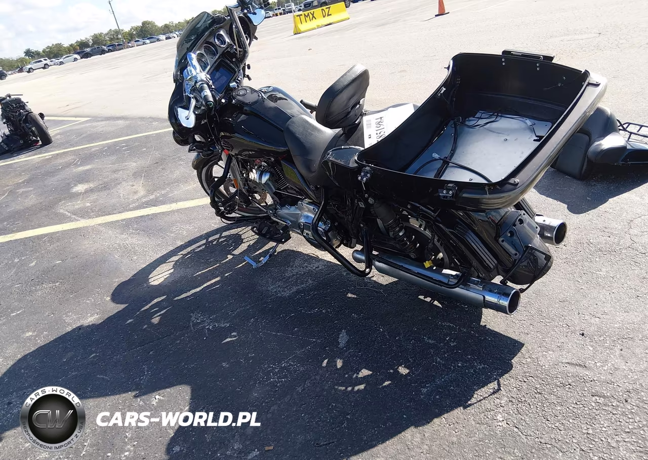 2020 Harley-Davidson Flhxse VIN:1HD1PXL15LB952383 - 3
