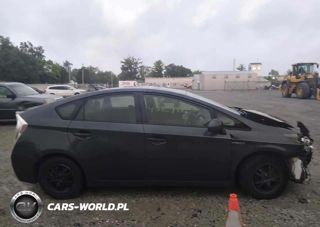 2012 Toyota Prius Two VIN:JTDKN3DU7C1522843 - 13