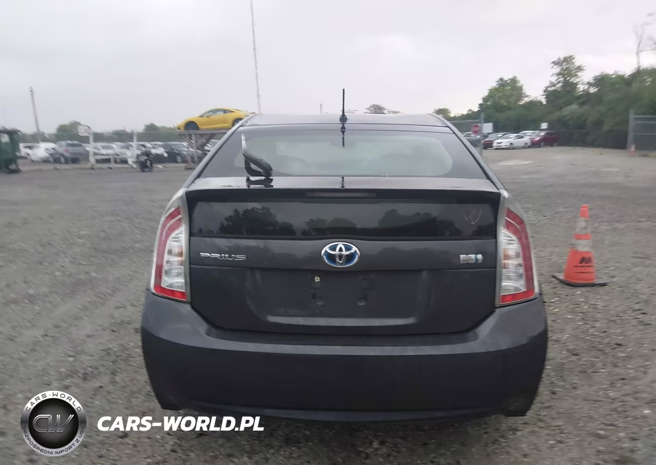 2012 Toyota Prius Two VIN:JTDKN3DU7C1522843 - 16
