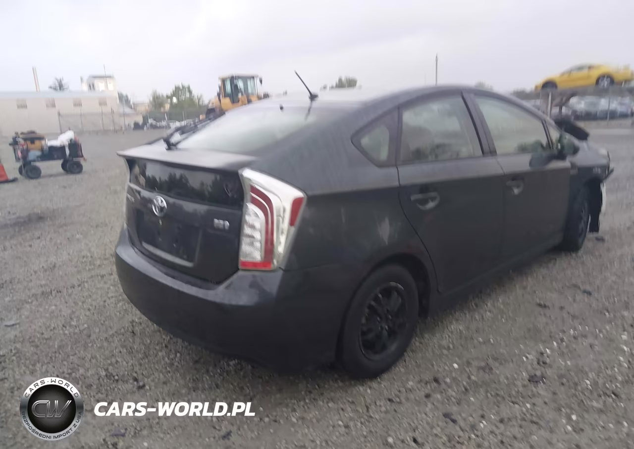 2012 Toyota Prius Two VIN:JTDKN3DU7C1522843 - 4