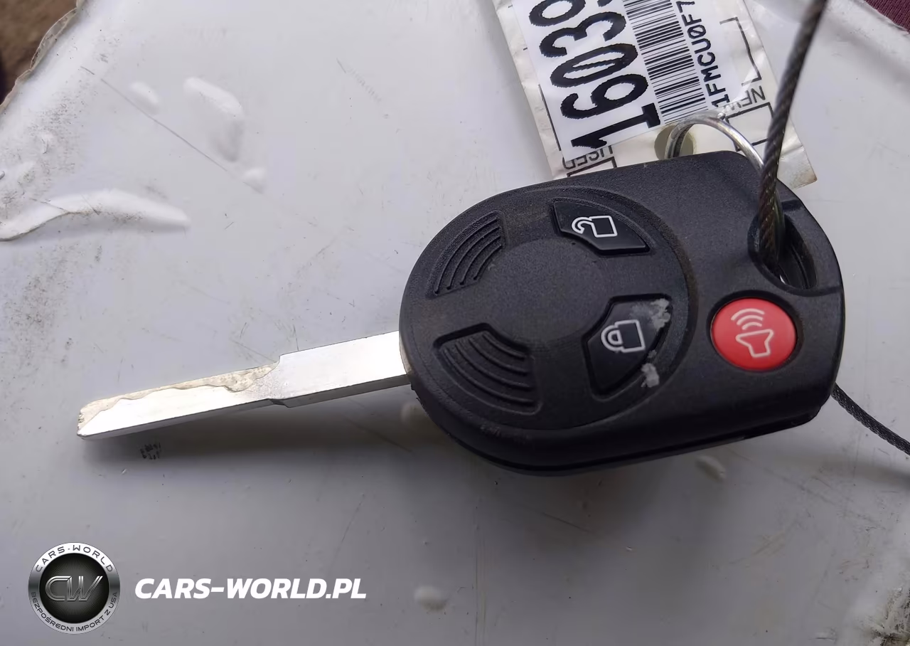 2016 Ford Escape S VIN:1FMCU0F75GUB48083 - 11