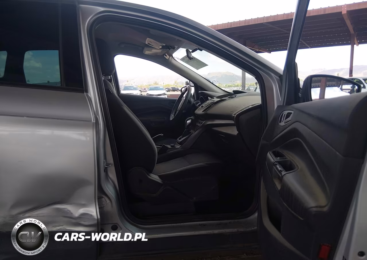 2016 Ford Escape S VIN:1FMCU0F75GUB48083 - 5