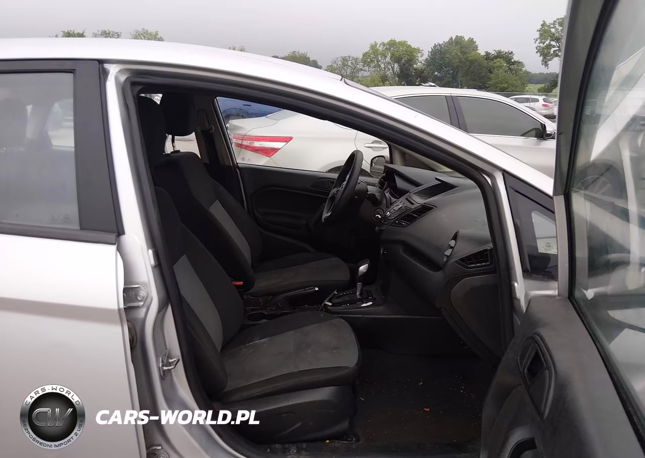 2019 Ford Fiesta S VIN:3FADP4AJ1KM165394 - 5