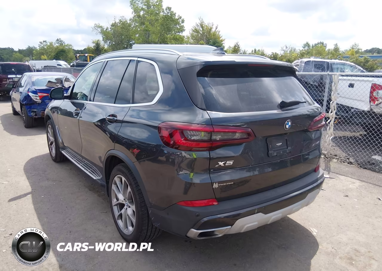 2022 BMW X5 xDrive40I VIN:5UXCR6C04N9N19183 - 3