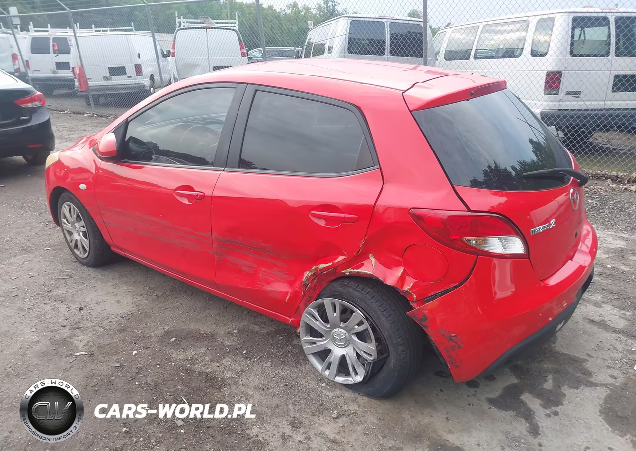 2014 Mazda Mazda2 Sport VIN:JM1DE1KY0E0183547 - 3