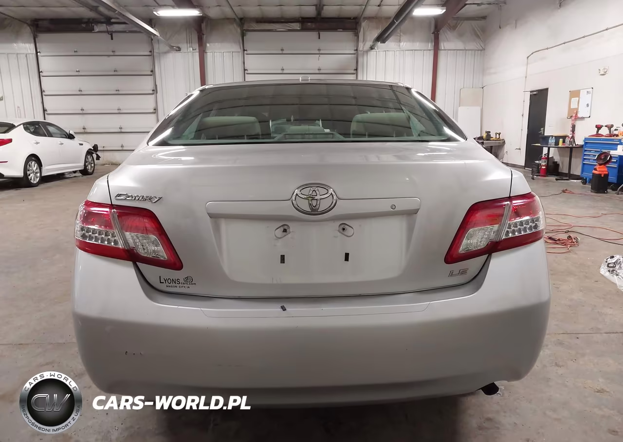 2010 Toyota Camry Le VIN:4T4BF3EK5AR079583 - 17