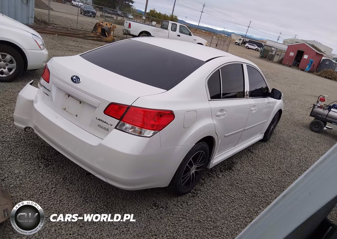 2012 Subaru Legacy 2.5I Premium VIN:4S3BMBG62C3025889 - 4