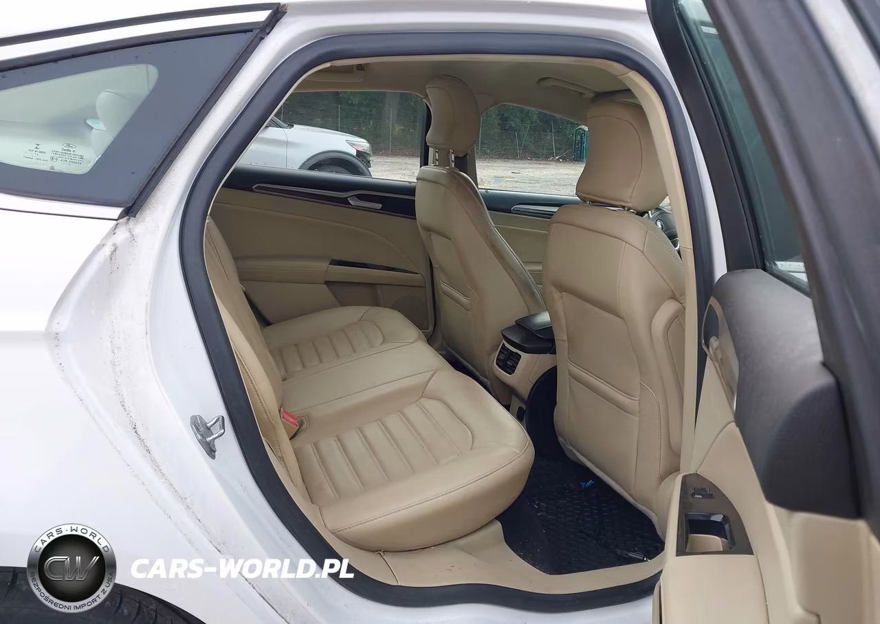2015 Ford Fusion Se VIN:1FA6P0HD4F5126389 - 8