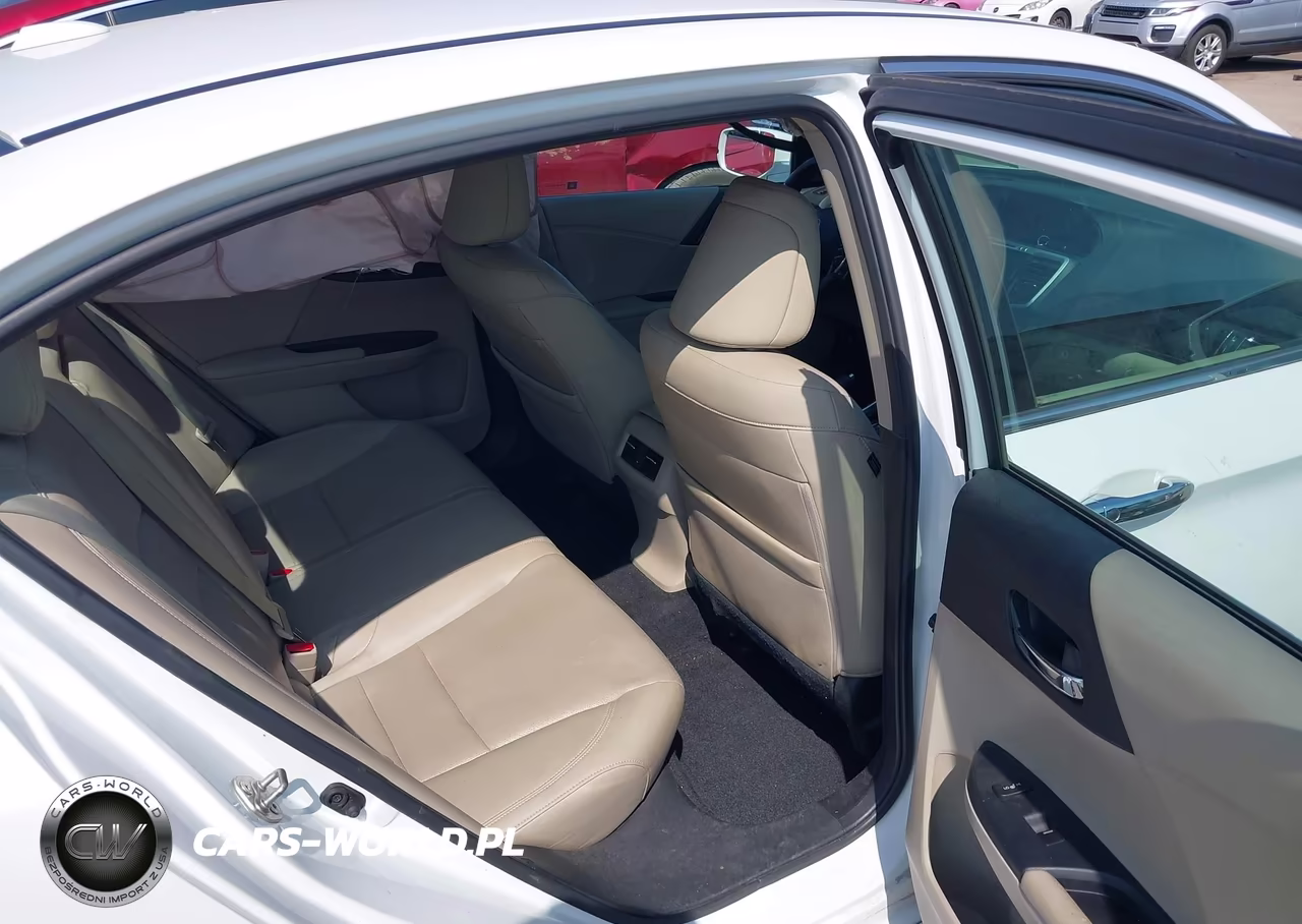 2017 Honda Accord Touring V6 VIN:1HGCR3F91HA012241 - 8