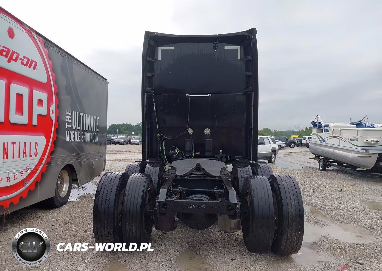 2019 Kenworth T680 VIN:1XKYDP9XXKJ224507 - 15