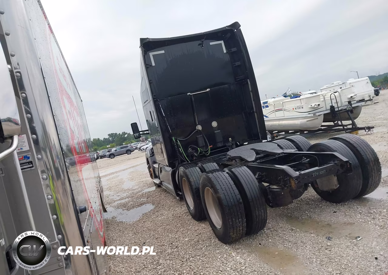 2019 Kenworth T680 VIN:1XKYDP9XXKJ224507 - 3