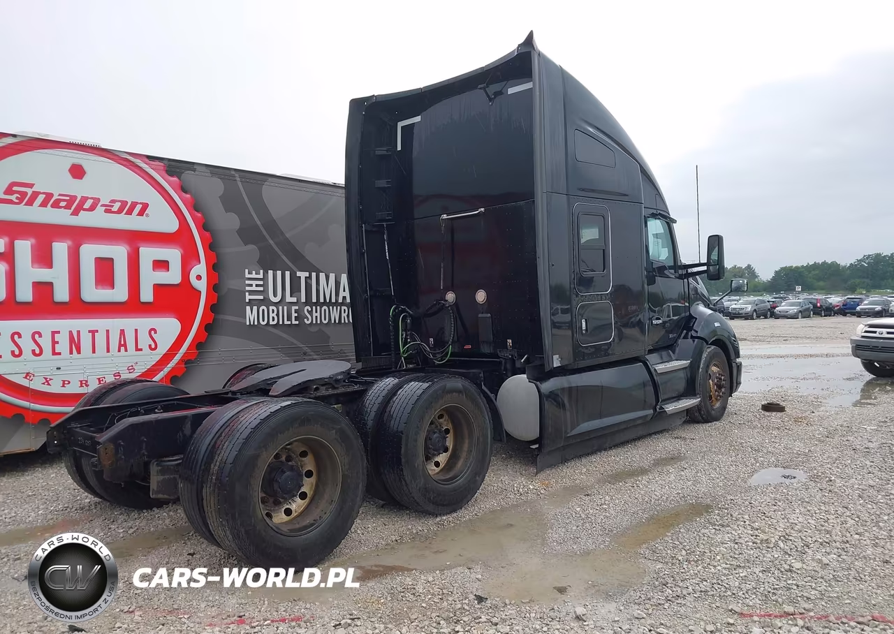 2019 Kenworth T680 VIN:1XKYDP9XXKJ224507 - 4