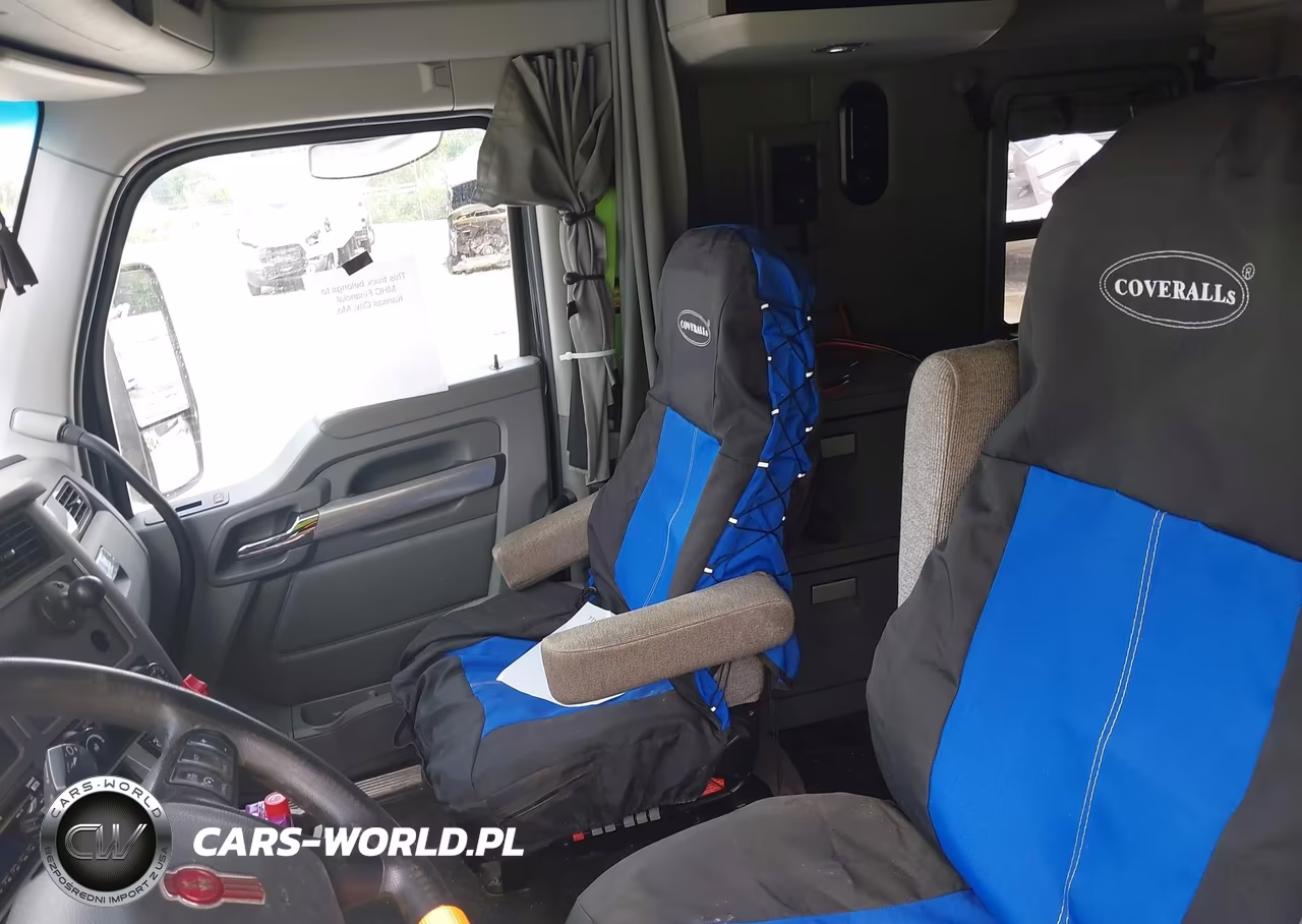 2019 Kenworth T680 VIN:1XKYDP9XXKJ224507 - 7
