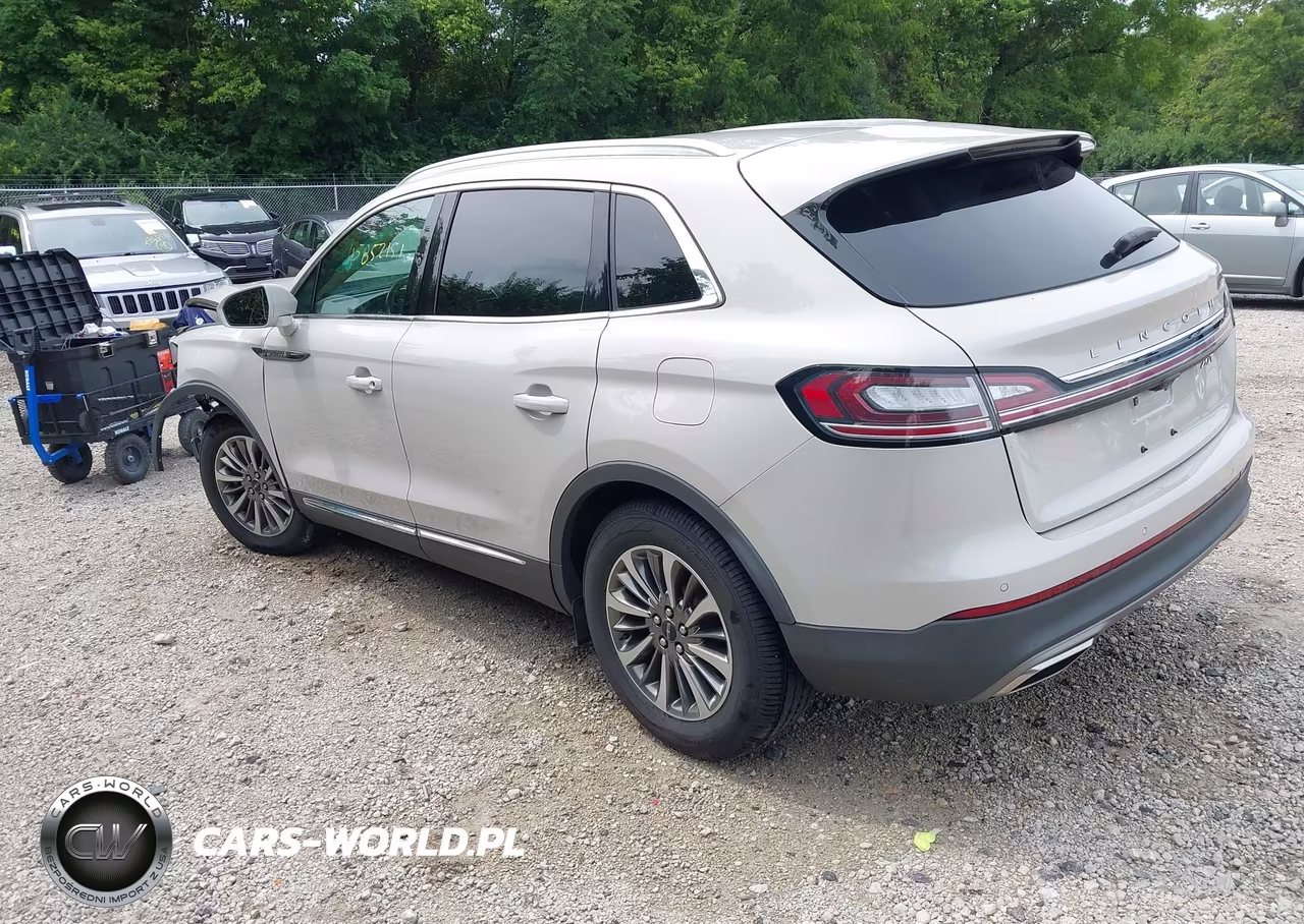 2019 Lincoln Nautilus Select VIN:2LMPJ6K95KBL32642 - 3