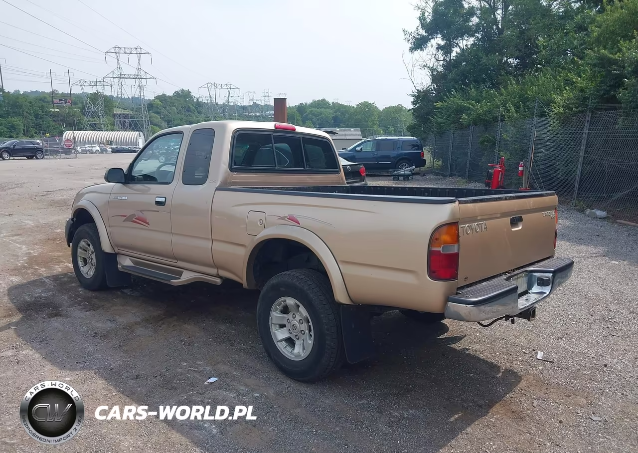2000 Toyota Tacoma VIN:4TAWM72N5YZ650798 - 3