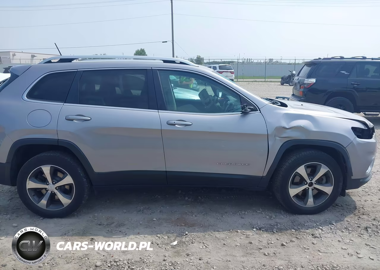 2019 Jeep Cherokee Limited 4X4 VIN:1C4PJMDX8KD412138 - 14