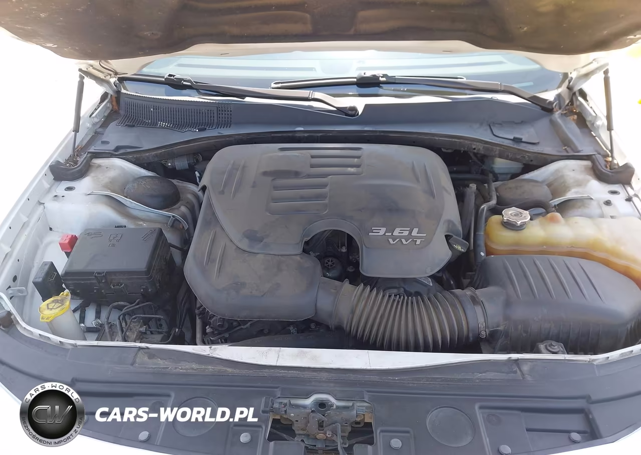 2014 Chrysler 300C VIN:2C3CCAEG1EH281488 - 10