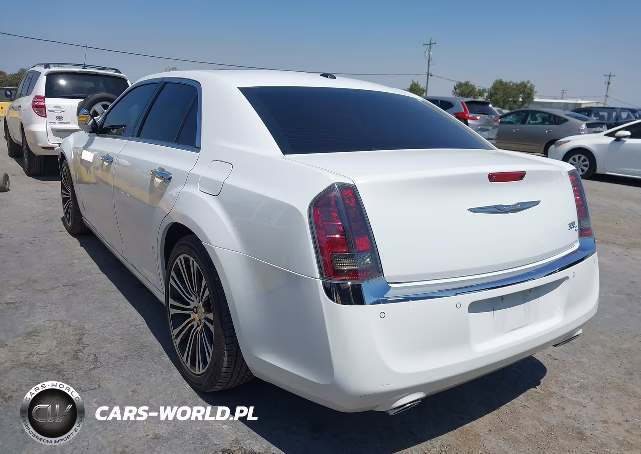 2014 Chrysler 300C VIN:2C3CCAEG1EH281488 - 3