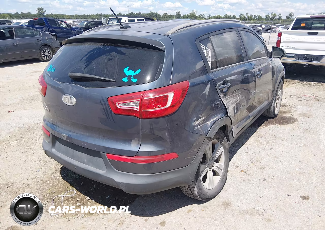 2011 Kia Sportage Lx VIN:KNDPB3A24B7023883 - 4