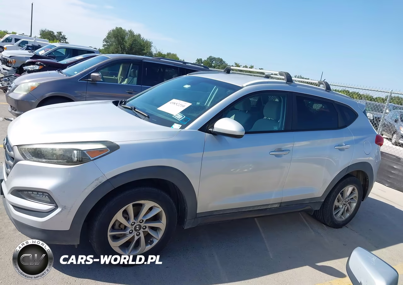 2016 Hyundai Tucson Se VIN:KM8J33A44GU076799 - 14
