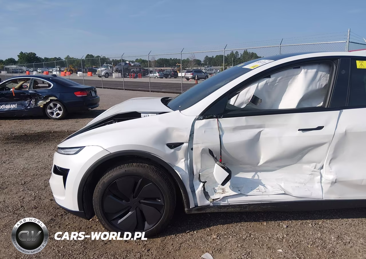 2026 Tesla Model Y Premium-Rear-Wheel Drive VIN:7SAYGDED0TA651412 - 6