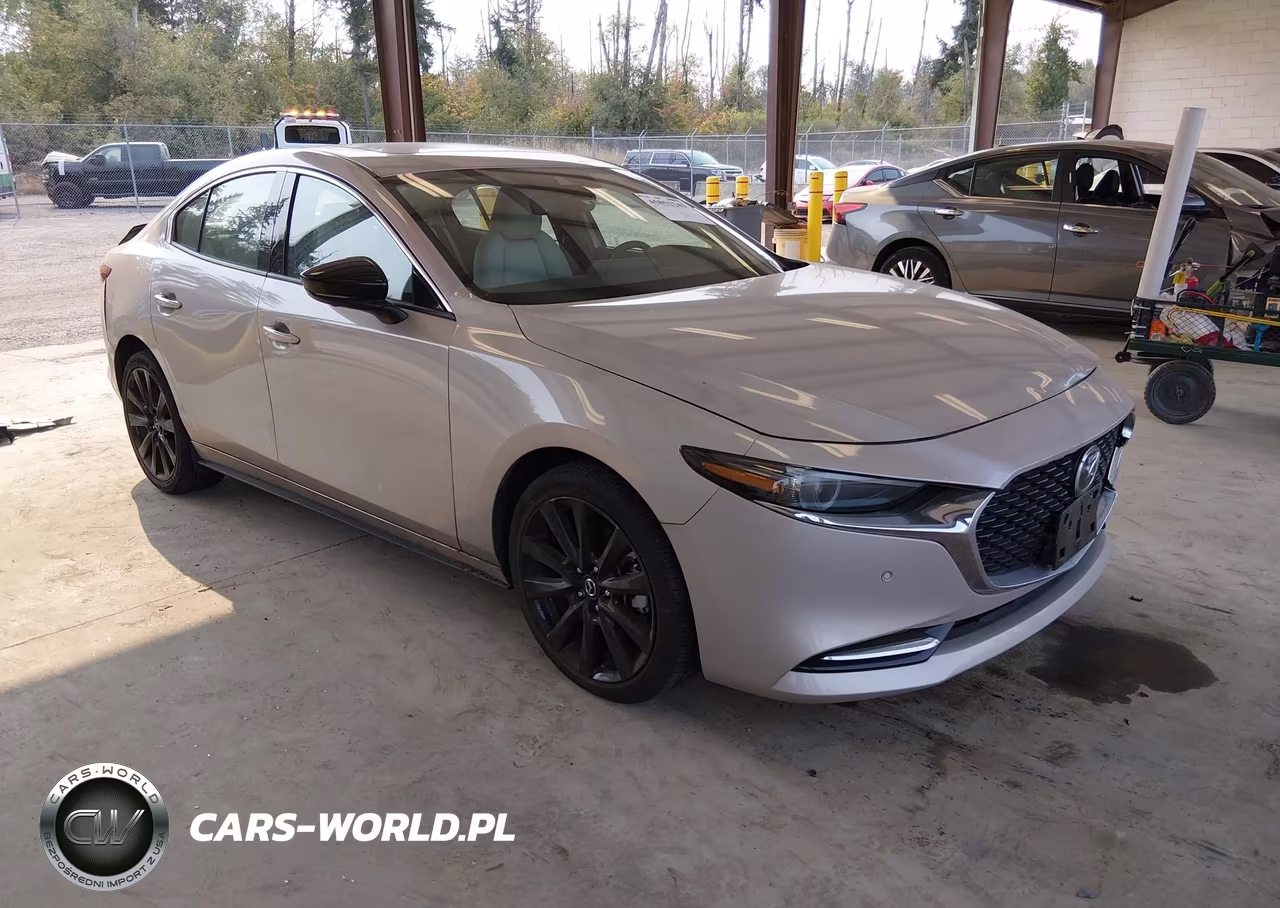 2022 Mazda Mazda3 Premium Plus – zdjęcie 1 z 17