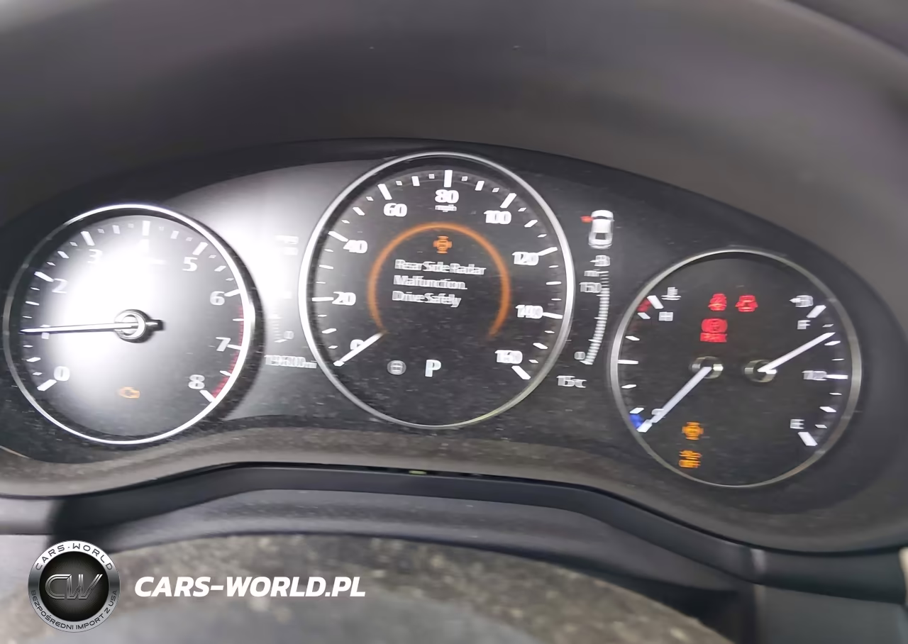 2022 Mazda Mazda3 Premium Plus VIN:3MZBPBEY3NM307050 - 7