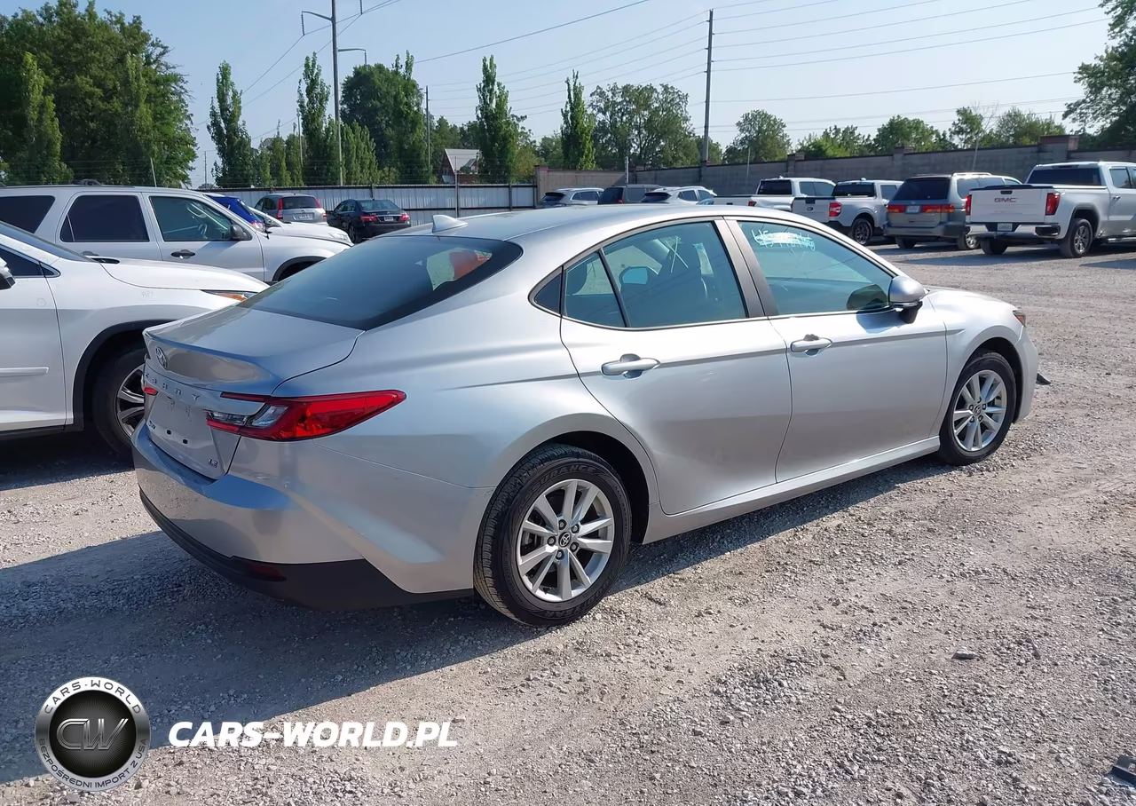 2025 Toyota Camry Le VIN:4T1DAACK9SU524823 - 4