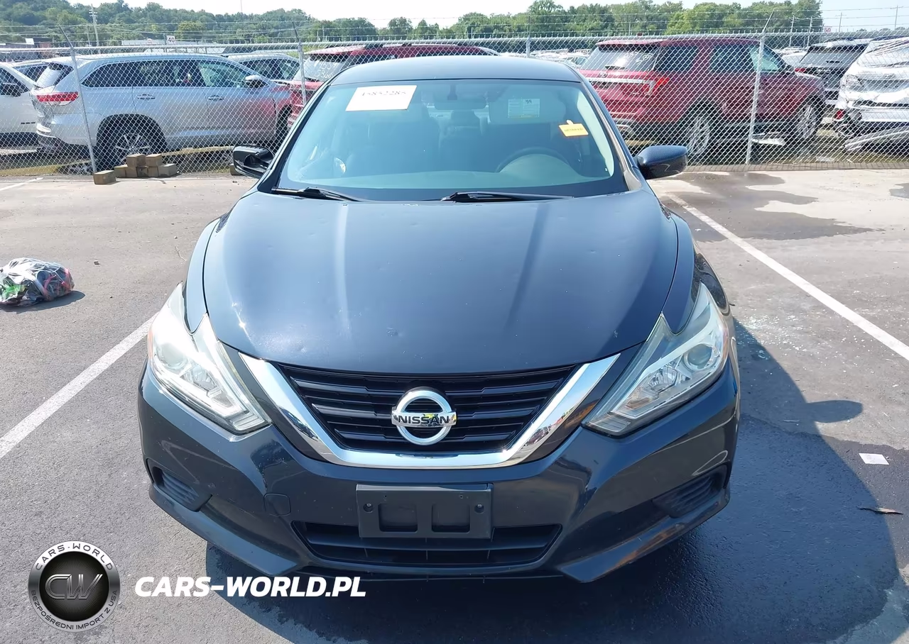 2018 Nissan Altima 2.5 S VIN:1N4AL3AP2JC225342 - 11