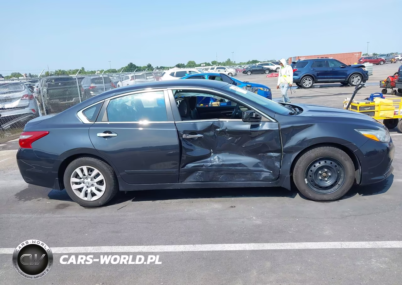 2018 Nissan Altima 2.5 S VIN:1N4AL3AP2JC225342 - 12