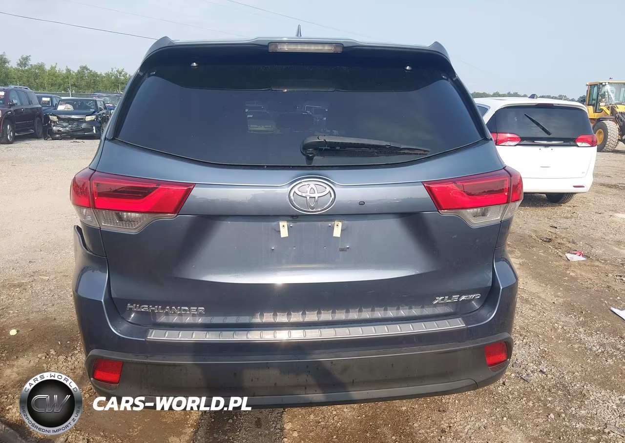 2019 Toyota Highlander Xle VIN:5TDJZRFH3KS942023 - 16
